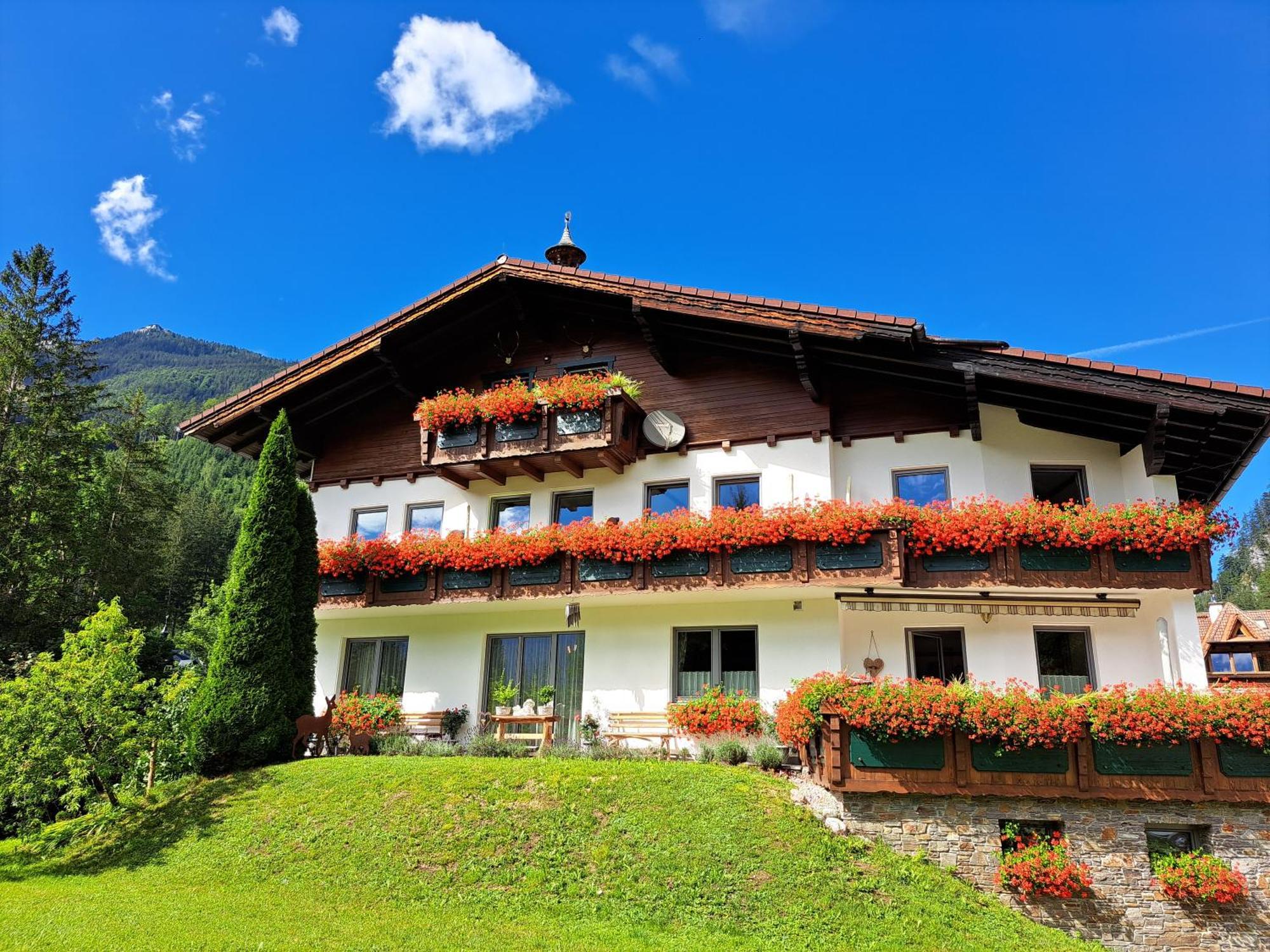 Hotel Garni Landhaus Buertlmair Hinterstoder Εξωτερικό φωτογραφία
